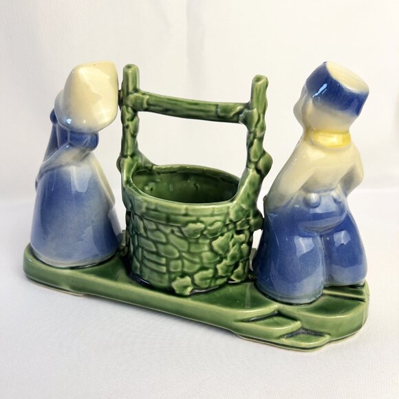 Shawnee Pottery Wishing Well Planter #710 Vintage USA Dutch Couple 1940s - Picture 5 of 8